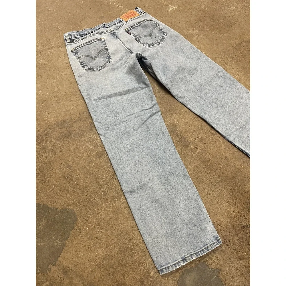 Levis 550 Jeans Mens 34x31 Light Wash Blue Relaxed Tapered Stretch Denim Zip Fly